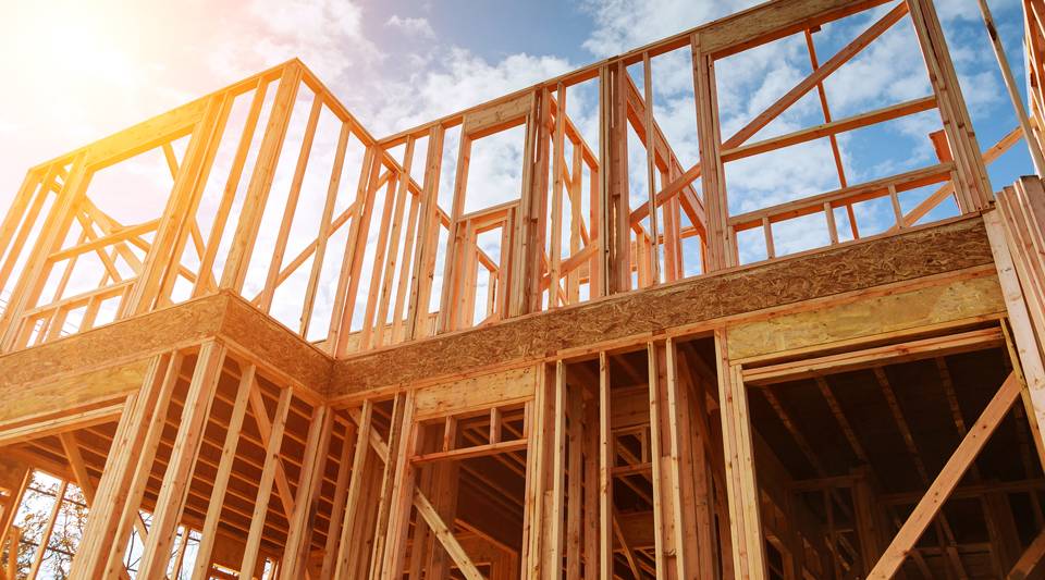 Top 5 Reasons To Choose To Build A Wood Frame Home