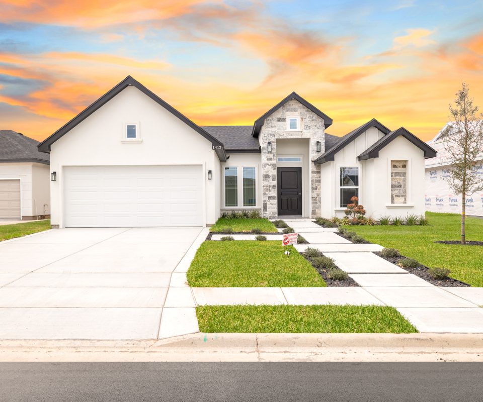 1413 S. Bluebonnet. St. Alton, TX