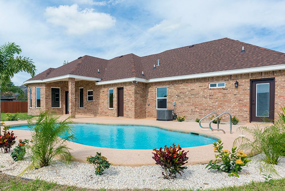 Backyard Pool Ideas for Your Custom Home in RGV