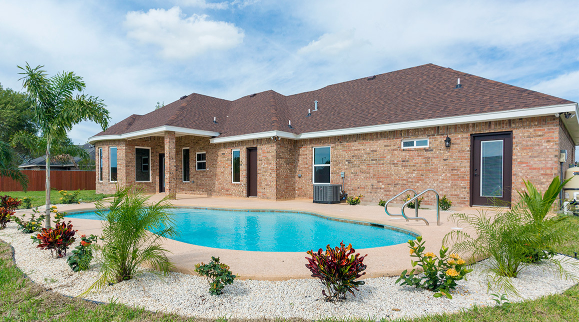 Backyard Pool Ideas for Your Custom Home in RGV